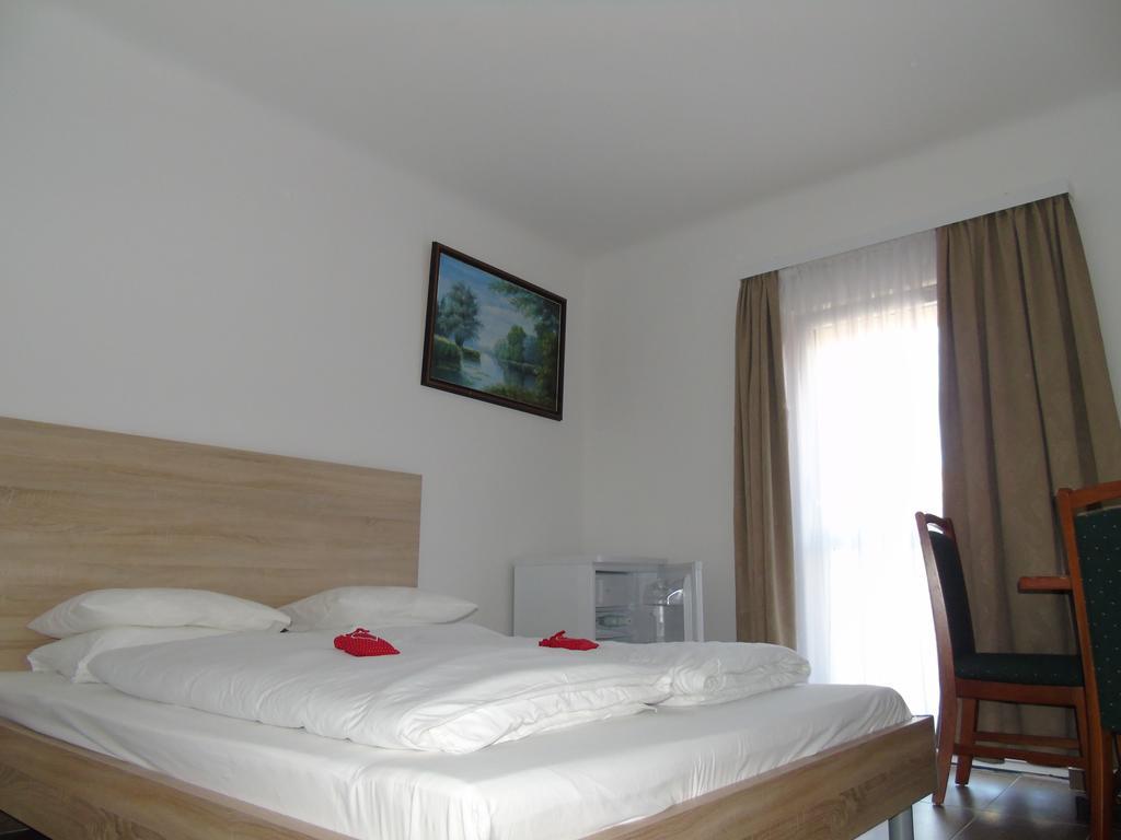 Cafe 168 Bed & Breakfast เวียนนา ห้อง รูปภาพ